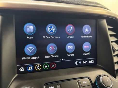 Used 2023 GMC Acadia Denali image 22