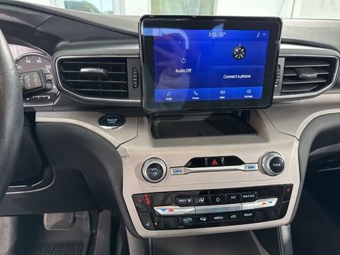 Used 2023 Ford Explorer XLT w/ Equipment Group 202A image 26