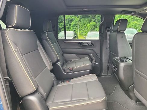 New 2025 Chevrolet Suburban Premier w/ Sun And Tow Package image 17