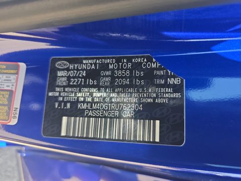 Used 2024 Hyundai Elantra SEL FWD image 25
