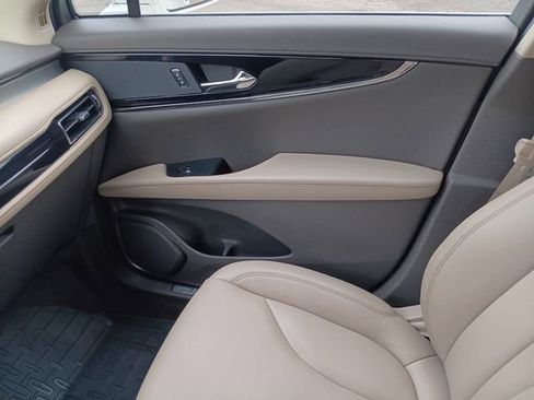 Used 2022 Lincoln Nautilus AWD image 12