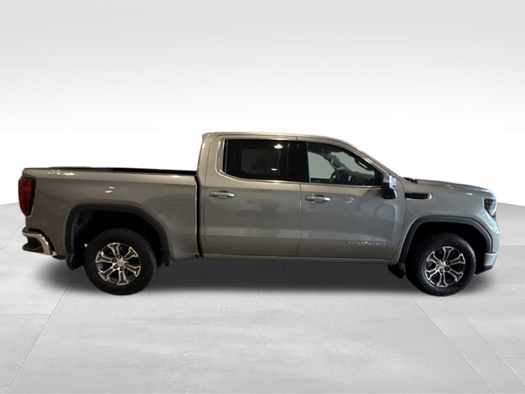 Used 2023 GMC Sierra 1500 SLE AWD/4WD image 8