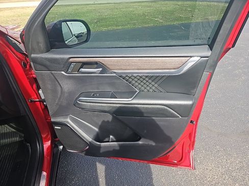 Used 2024 GMC Acadia Denali w/ LPO, Floor Liner Package image 35