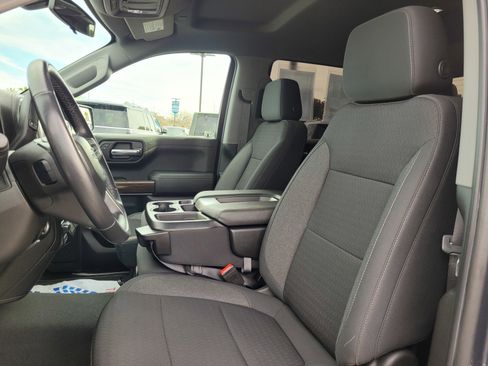 Used 2022 Chevrolet Silverado 1500 RST image 10