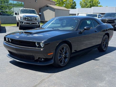 Used 2020 Dodge Challenger GT w/ Blacktop Package AWD/4WD image 4