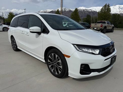Used 2026 Honda Odyssey Elite image 9