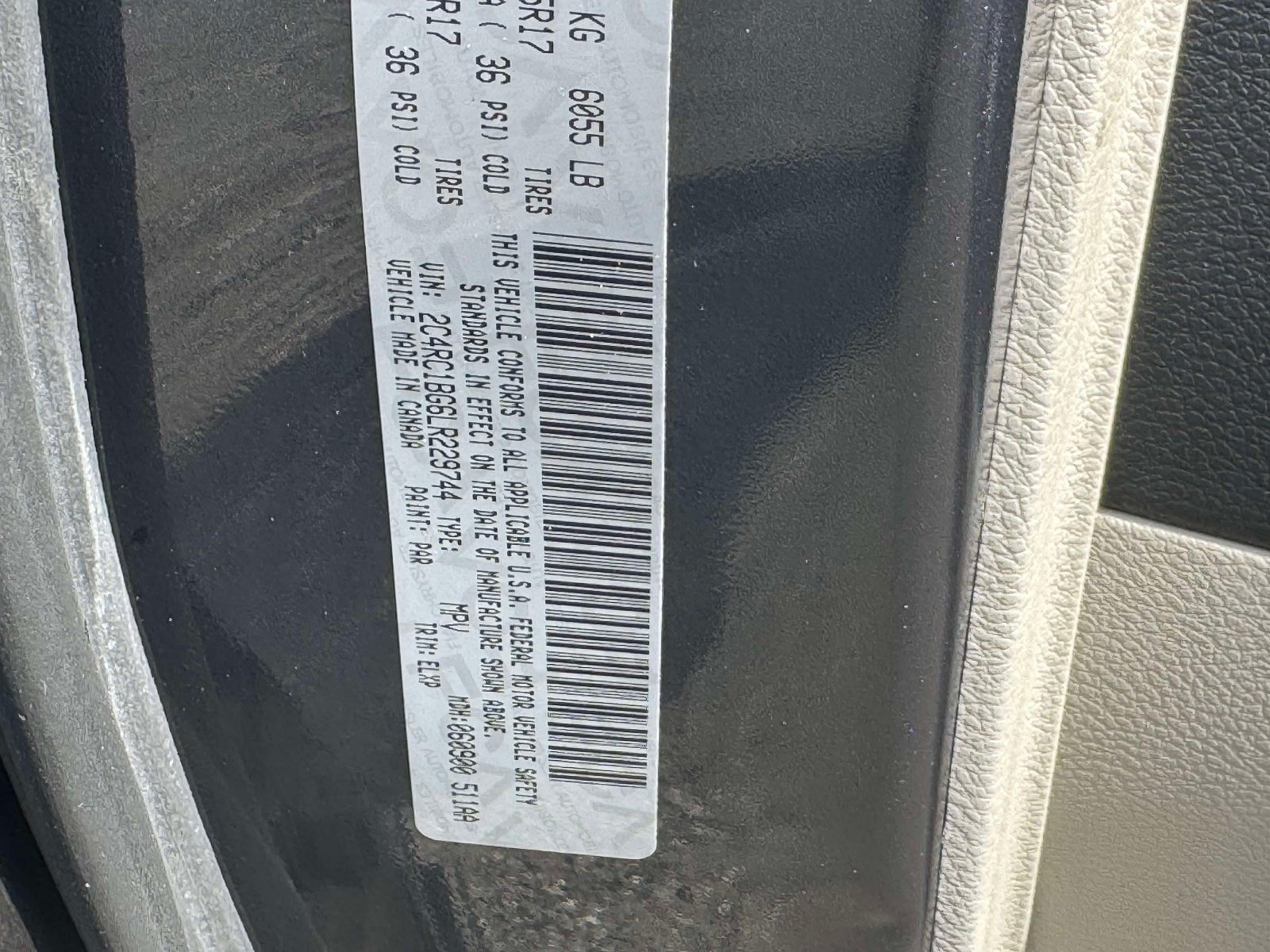 Used 2020 Chrysler Pacifica Touring-L w/ Advanced Safetytec Group FWD image 33