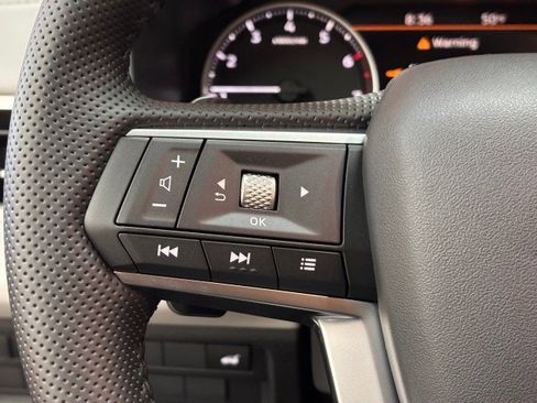 New 2025 Mitsubishi Outlander SE image 10