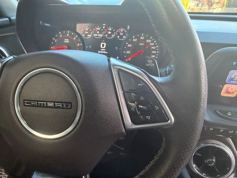 Used 2017 Chevrolet Camaro SS image 23