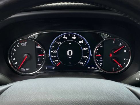 Used 2022 GMC Acadia AT4 w/ Technology Package AWD/4WD image 16