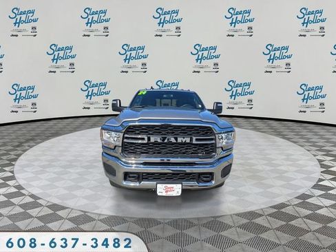 Used 2024 RAM 3500 Tradesman w/ Chrome Appearance Group AWD/4WD image 2