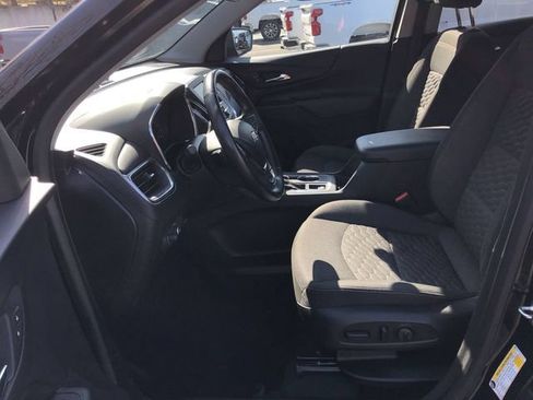 Used 2019 Chevrolet Equinox LT w/ Driver Convenience Package FWD image 18