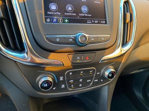 Used 2024 Chevrolet Equinox LT image 22