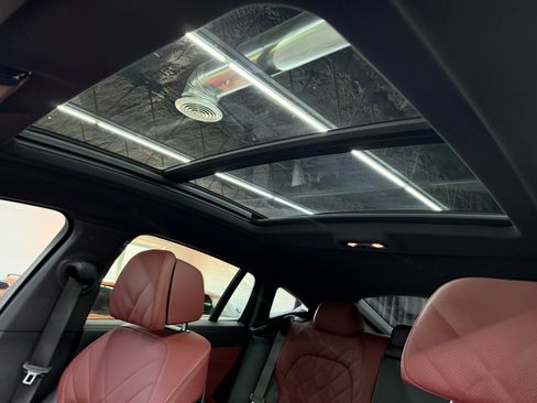 Used 2024 BMW X6 xDrive40i w/ Premium Package image 26