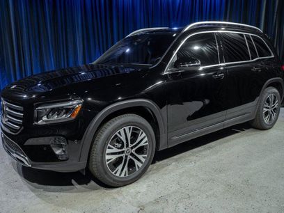 New 2025 Mercedes-Benz GLB 250