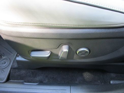 Used 2024 Hyundai Palisade SEL w/ Premium Package FWD image 27