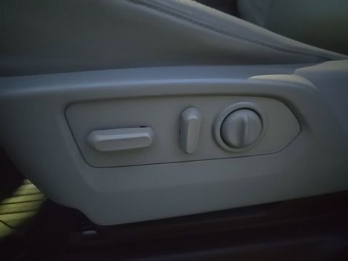 Used 2021 GMC Sierra 1500 SLT w/ SLT Premium Plus Package image 12