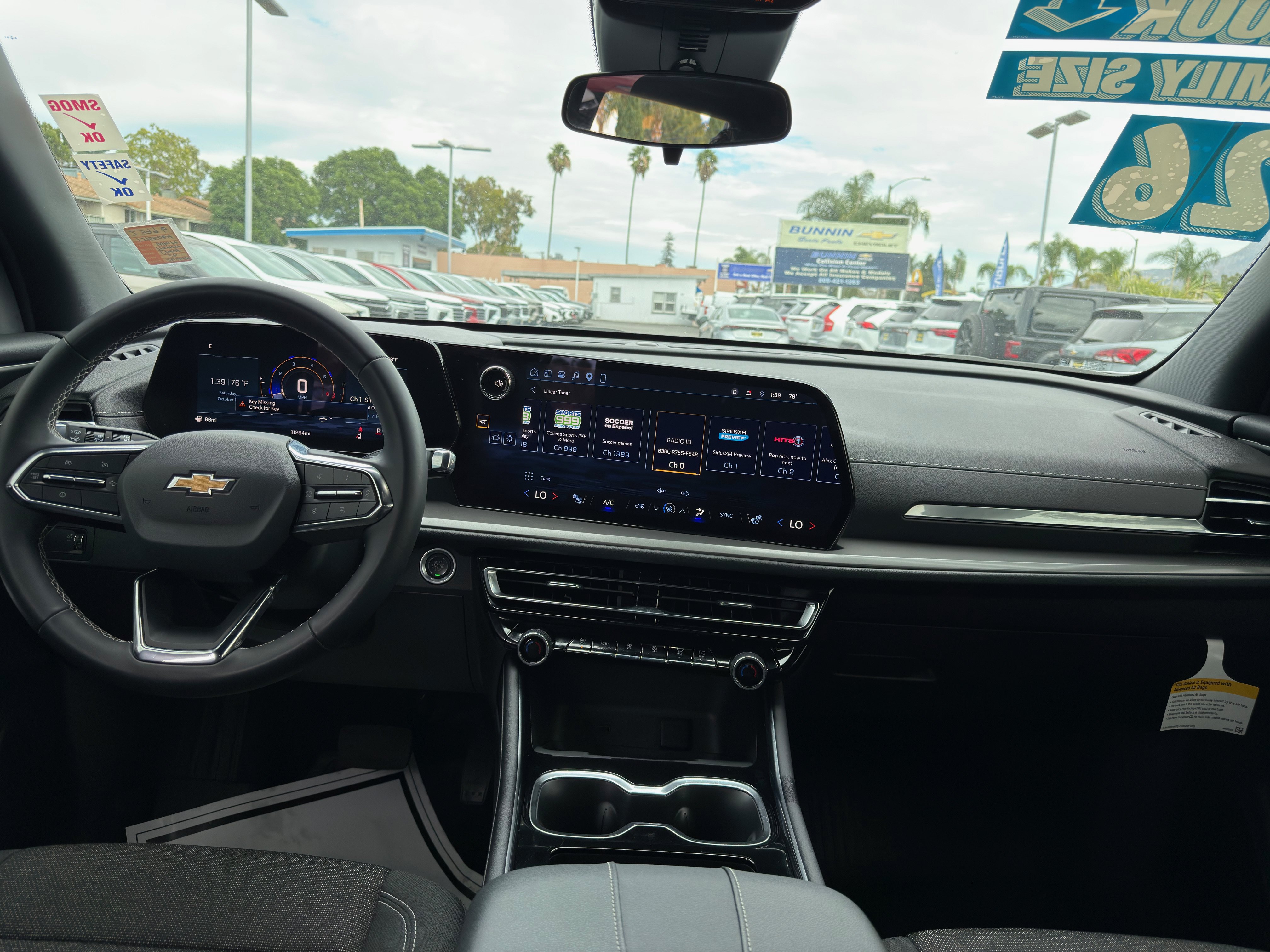 Used 2026 Chevrolet Traverse LT FWD image 21
