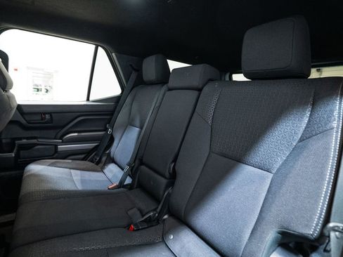 Certified 2025 Toyota 4Runner SR5 image 30