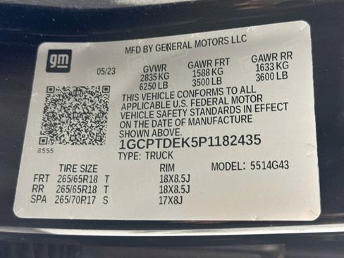 Used 2023 Chevrolet Colorado Z71 w/ Z71 Convenience Package 2 AWD/4WD image 37