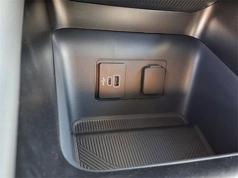 New 2026 Ford Explorer Active image 14