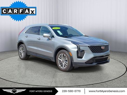 Used 2025 Cadillac XT4 Premium Luxury FWD image 1