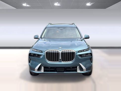 Used 2026 BMW X7 xDrive40i AWD/4WD image 6