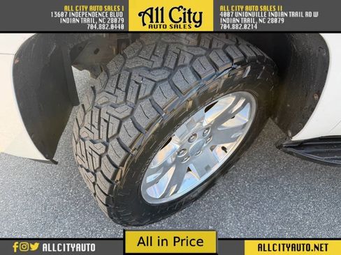 Used 2011 GMC Yukon SLT w/ SLT-2 Equipment Package image 34