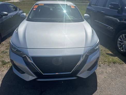 Used 2022 Nissan Sentra S FWD image 2