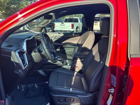 Used 2025 GMC Canyon Elevation w/ Convenience Package AWD/4WD image 14