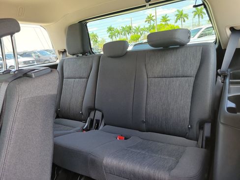 Used 2023 Ford Expedition XLT RWD image 19