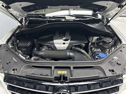 Used 2015 Mercedes-Benz ML 250 BlueTEC 4MATIC image 21