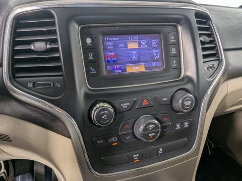 Used 2014 Jeep Grand Cherokee Laredo w/ Quick Order Package 23E RWD image 21