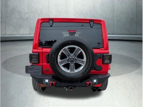 Used 2021 Jeep Wrangler Unlimited Sahara w/ Uconnect 4C Nav & Sound Group image 4