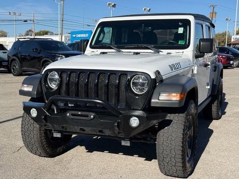 Used 2022 Jeep Wrangler Unlimited Sport image 9