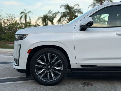 Used 2021 Cadillac Escalade Sport Platinum image 11