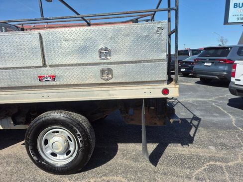 Used 2011 Ford F350 XL RWD image 15
