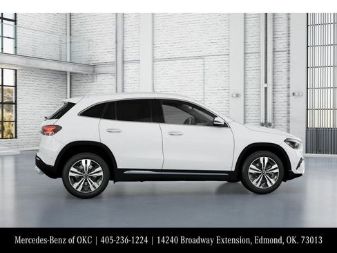 Used 2025 Mercedes-Benz GLA 250 image 17