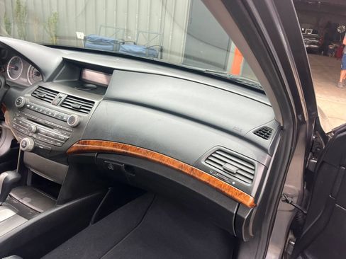 Used 2012 Honda Accord EX image 17