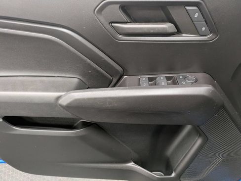 Used 2024 Chevrolet Colorado Trail Boss w/ Safety Package AWD/4WD image 10