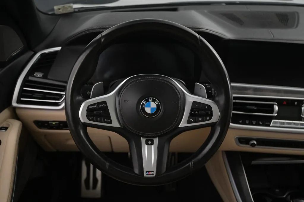 Used 2021 BMW X5 xDrive40i w/ M Sport Package AWD/4WD image 33