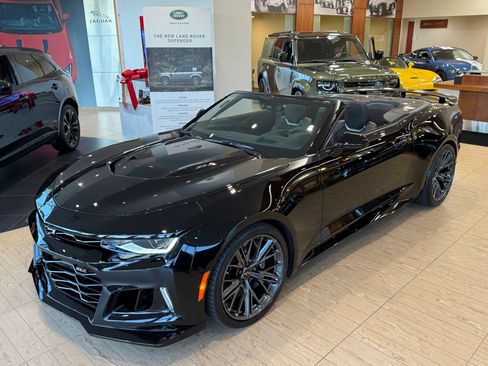 Used 2022 Chevrolet Camaro ZL1 RWD image 28