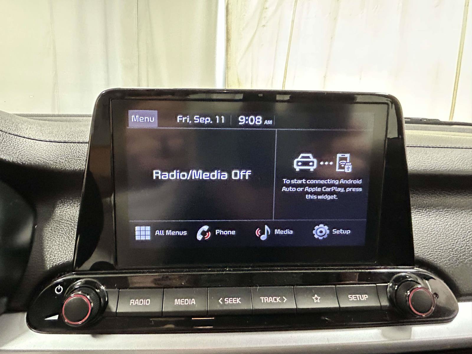 Used 2023 Kia Forte LXS FWD image 13