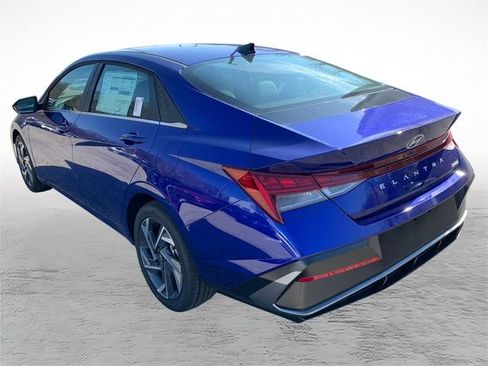 New 2026 Hyundai Elantra Limited w/ Cargo Package FWD image 5