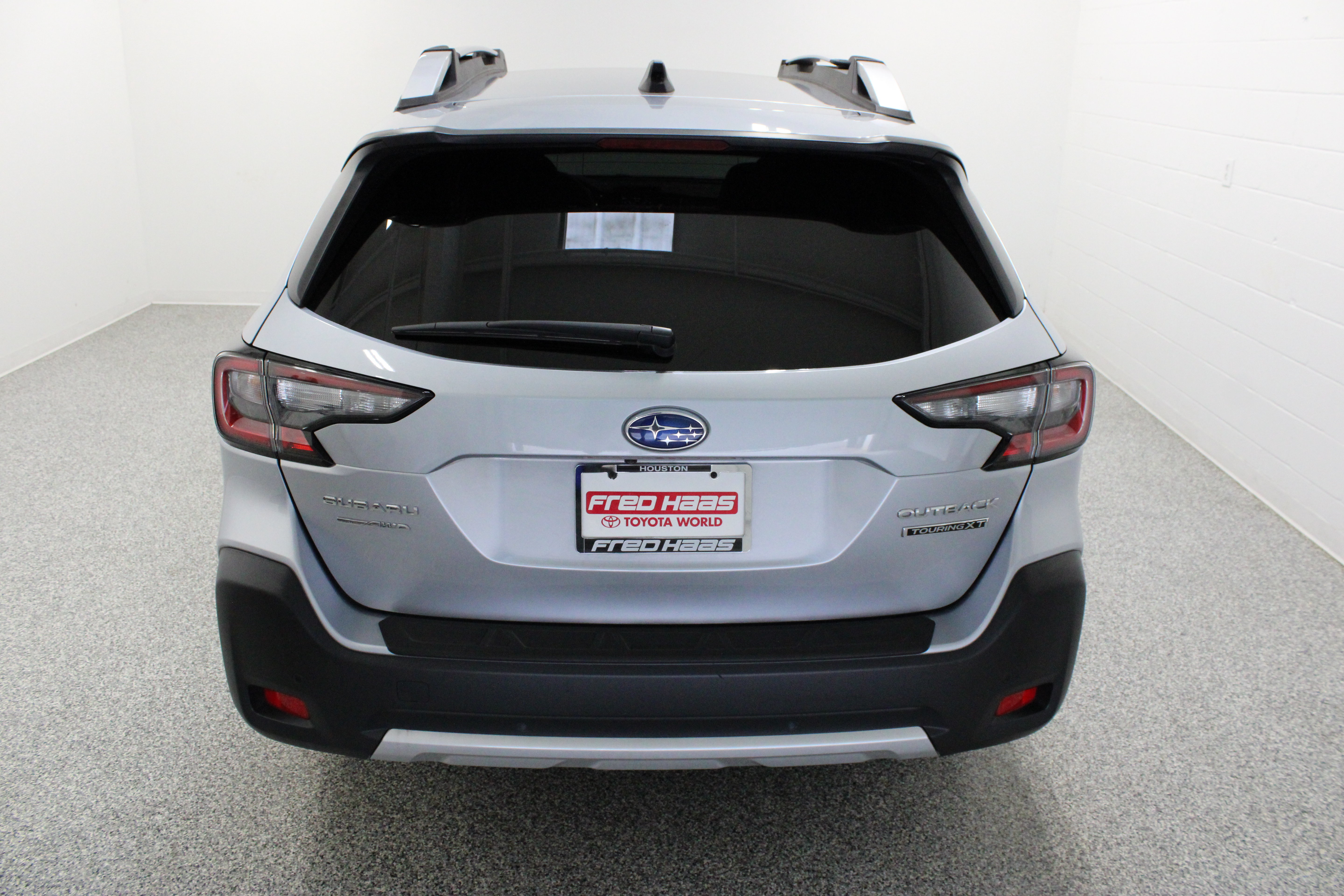 Used 2025 Subaru Outback Touring XT AWD/4WD image 8