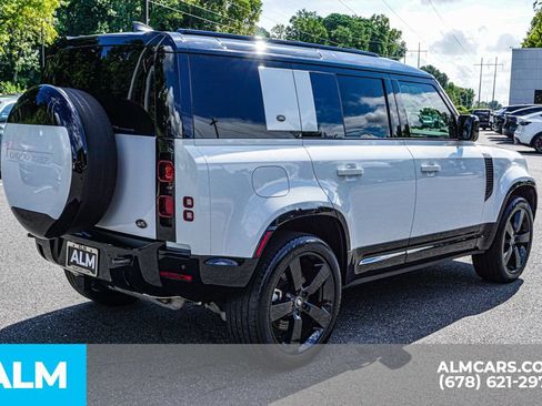 Used 2023 Land Rover Defender 110 X-Dynamic SE AWD/4WD image 5