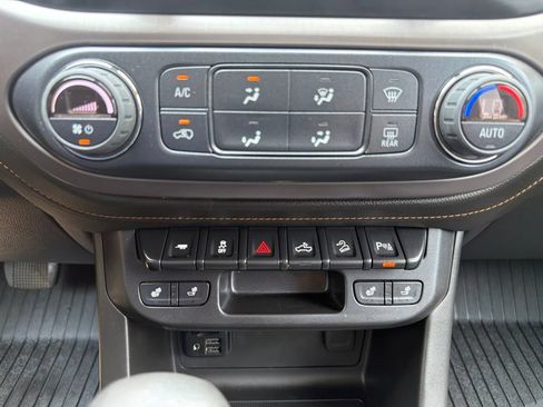 Used 2022 GMC Canyon AT4 AWD/4WD image 20