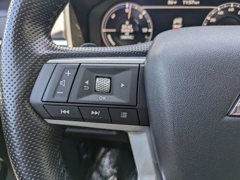 Used 2024 Mitsubishi Outlander SEL AWD/4WD image 24