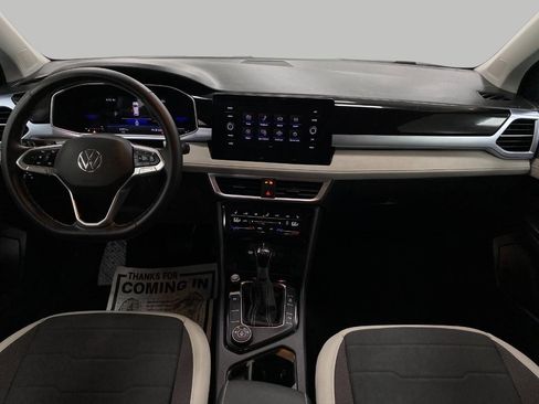 Used 2025 Volkswagen Taos SE AWD/4WD image 49