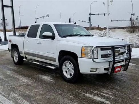 Used 2011 Chevrolet Silverado 1500 LT w/ All-Star Edition image 2